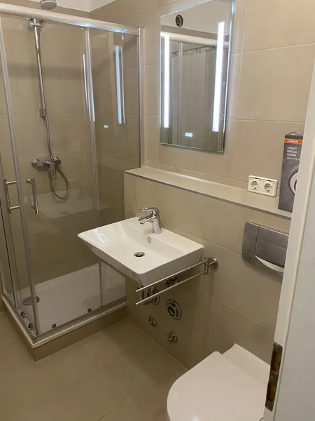Erstbezug 2 Zimmerwohnung nach Sanierung — photo 1